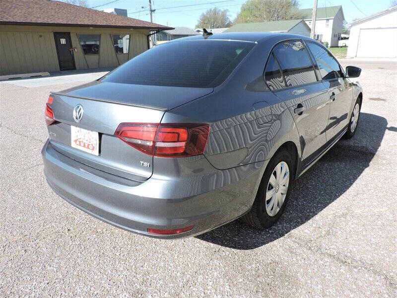 2016 Volkswagen Jetta