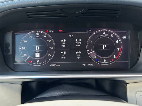 2020 Land Rover Range Rover P525 HSE