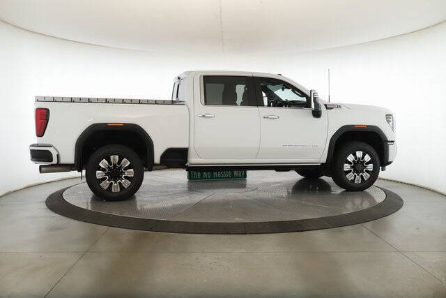 2025 GMC Sierra 3500HD