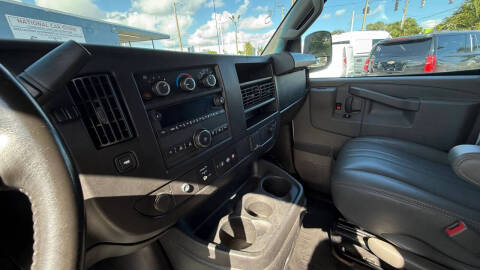 2023 GMC Savana 2500