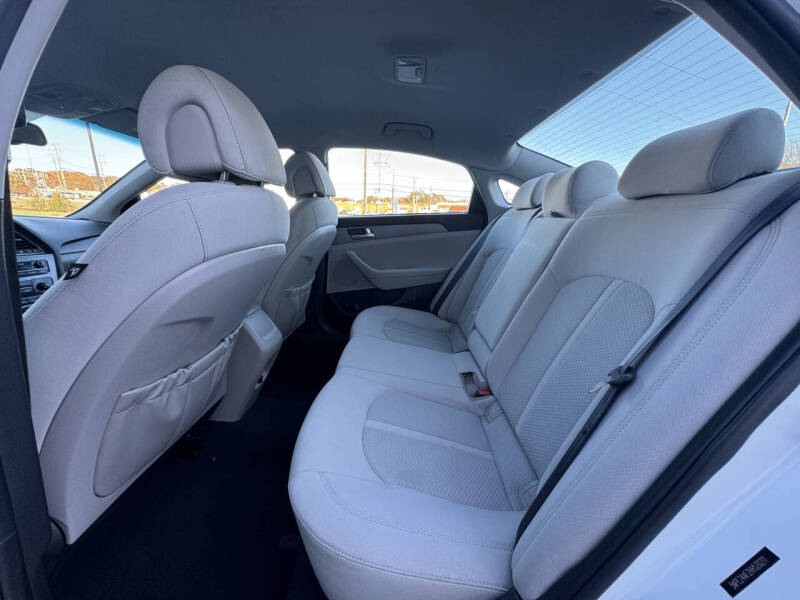 2017 Hyundai Sonata SE