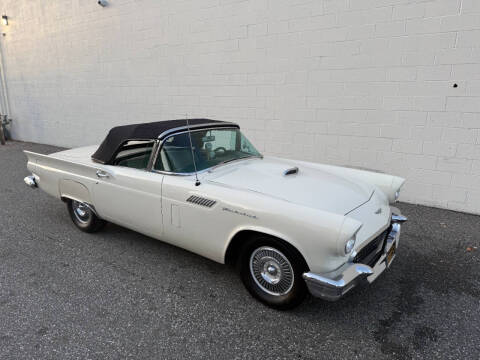 1957 Ford Thunderbird