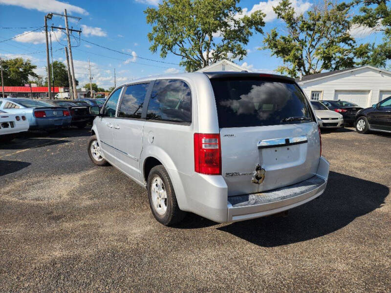 2008 Dodge Grand Caravan SXT