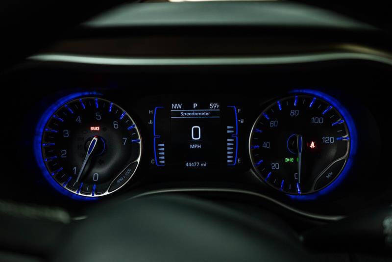 2023 Chrysler Voyager LX