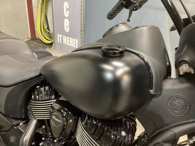 2020 Indian Springfield Dark Horse&#