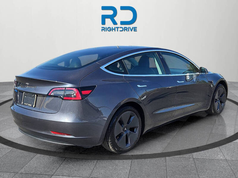 2020 Tesla Model 3 Standard Range Plus