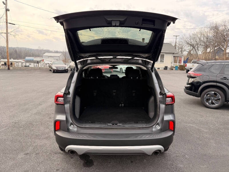 2024 Ford Escape Active