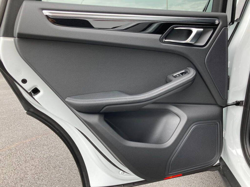 2024 Porsche Macan