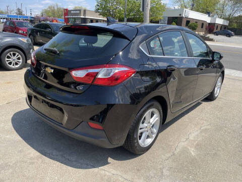 2017 Chevrolet Cruze LT Auto