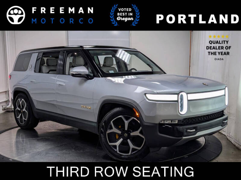 2024 Rivian R1S Adventure