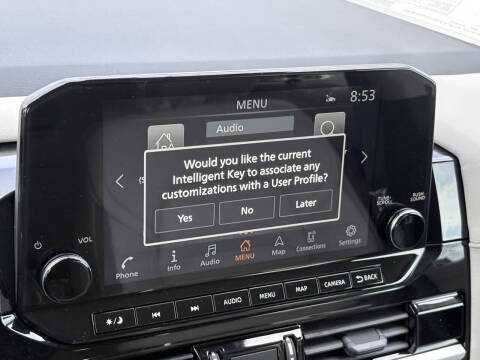 2025 Nissan Pathfinder SL