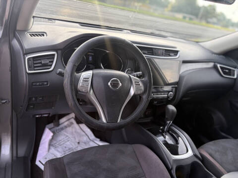 2015 Nissan Rogue SV