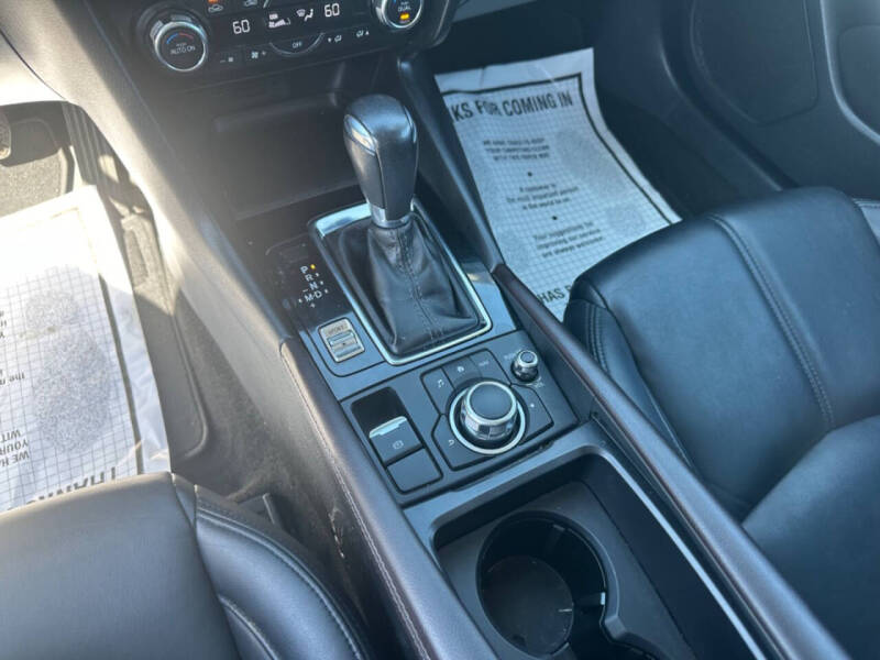 2017 Mazda MAZDA3 Touring