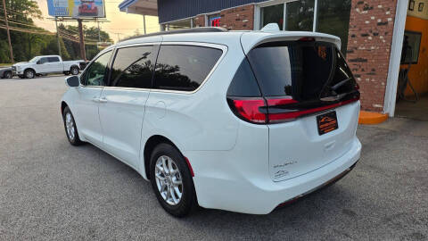 2022 Chrysler Pacifica Touring L