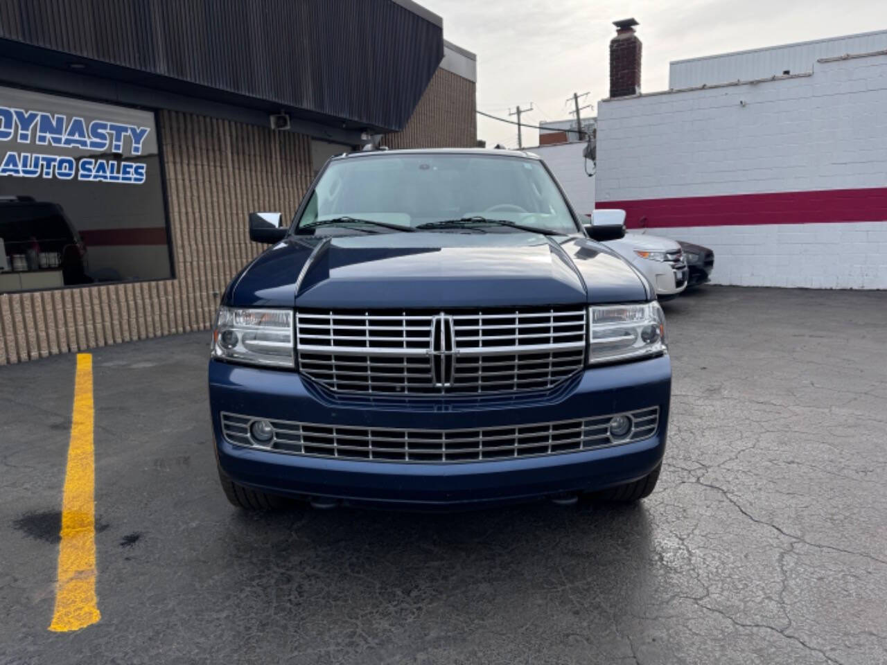 2013 Lincoln Navigator for sale at Dynasty Auto Sales in Eastpointe, MI