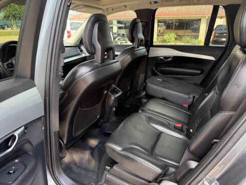 2018 Volvo XC90 T5 Momentum 7-Passenger