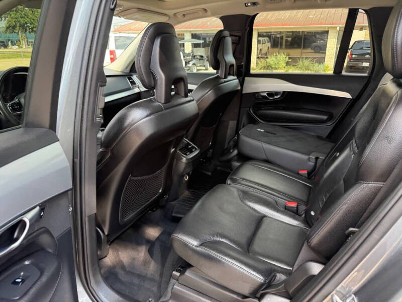 2018 Volvo XC90 T5 Momentum 7-Passenger