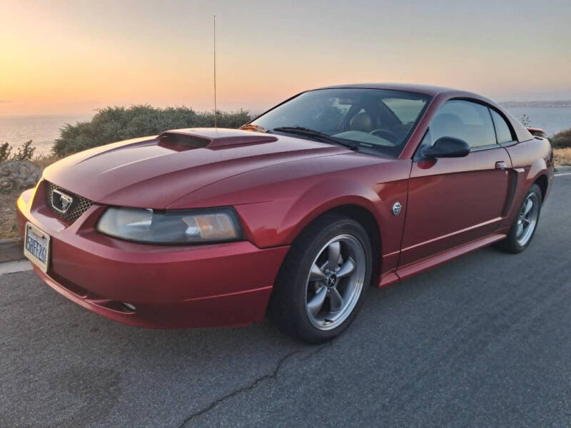 2004 Ford Mustang GT Deluxe
