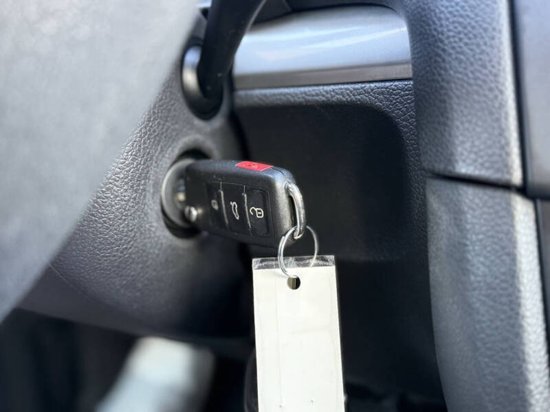 2012 Volkswagen Golf 2.5L PZEV