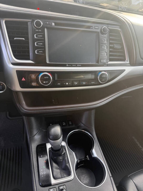 2016 Toyota Highlander XLE