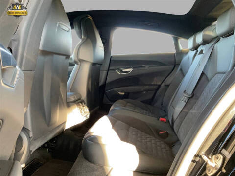 2022 Audi e-tron GT quattro Prestige