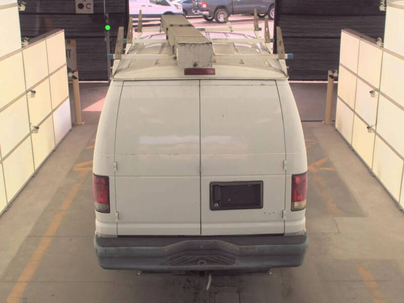 2014 Ford E-Series E-350 SD