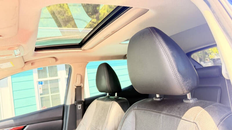 2017 Nissan Rogue Sport SL