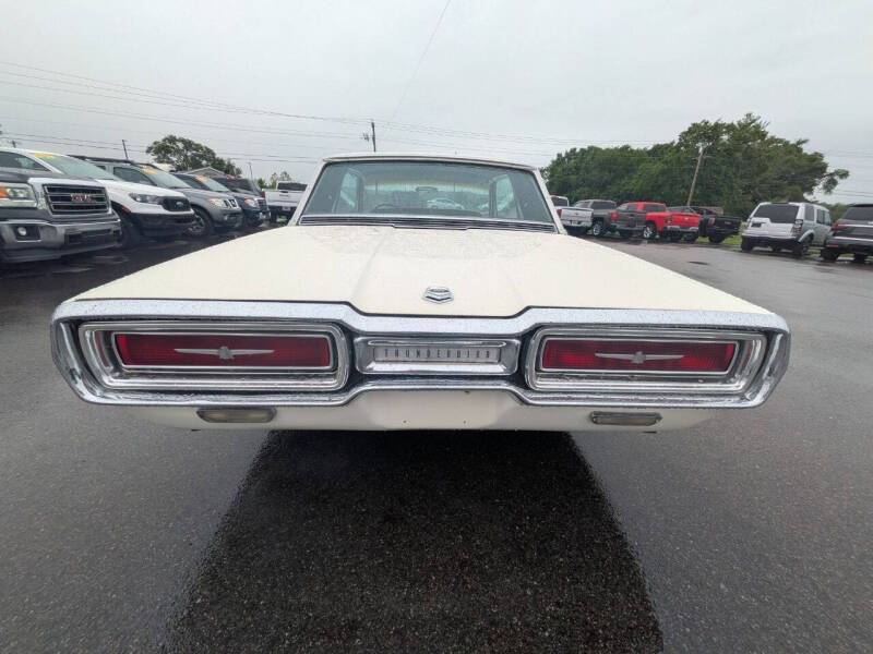 1964 Ford Thunderbird