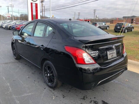 2019 Nissan Versa S Plus