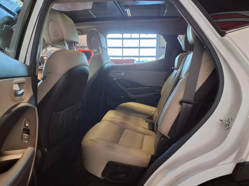 2017 Hyundai Santa Fe Sport 2.0T Ultimate