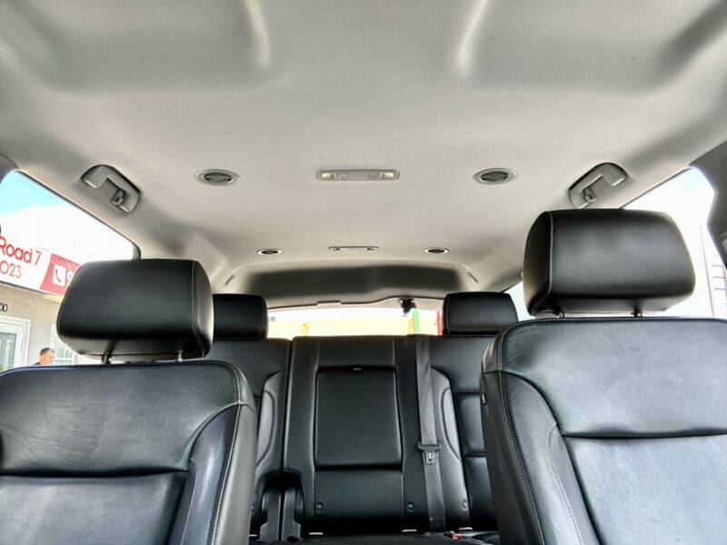 2017 Chevrolet Tahoe  - $30,995