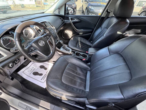 2012 Buick Verano Leather Group