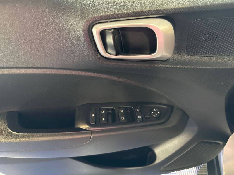 2024 Hyundai Venue SE