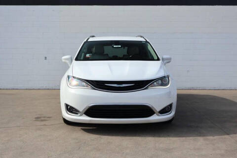 2018 Chrysler Pacifica Hybrid Touring L