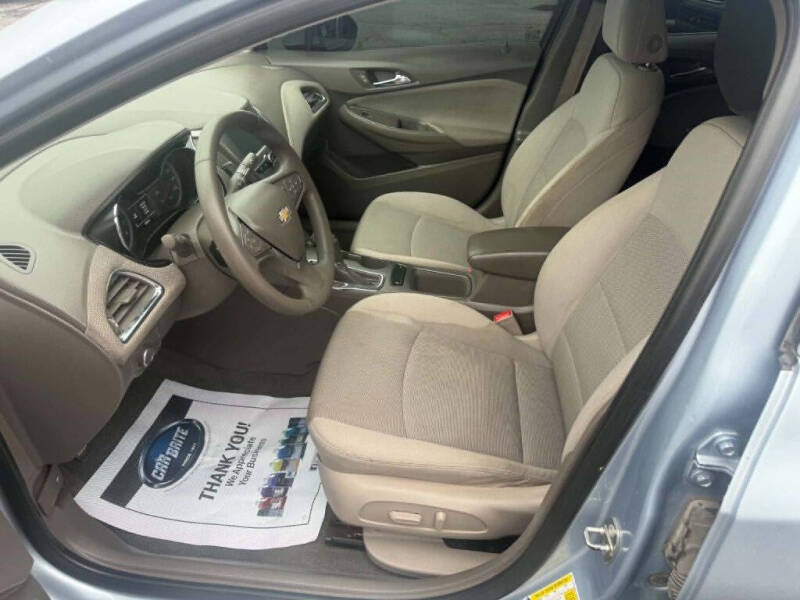 2017 Chevrolet Cruze LT Auto