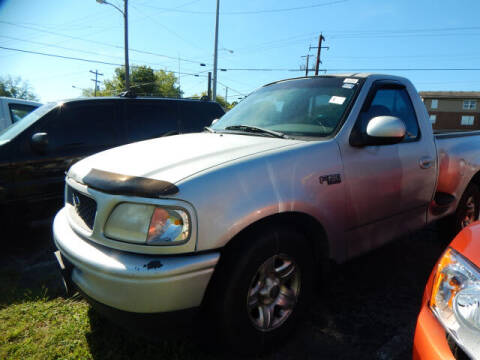 1998 Ford F-150 for sale at WOOD MOTOR COMPANY in Madison TN
