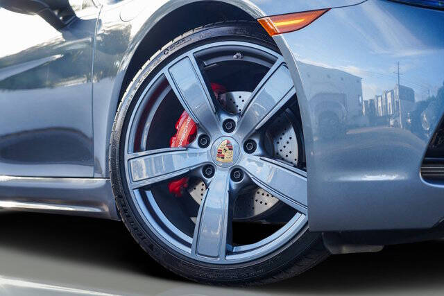 2025 Porsche 718 Cayman S