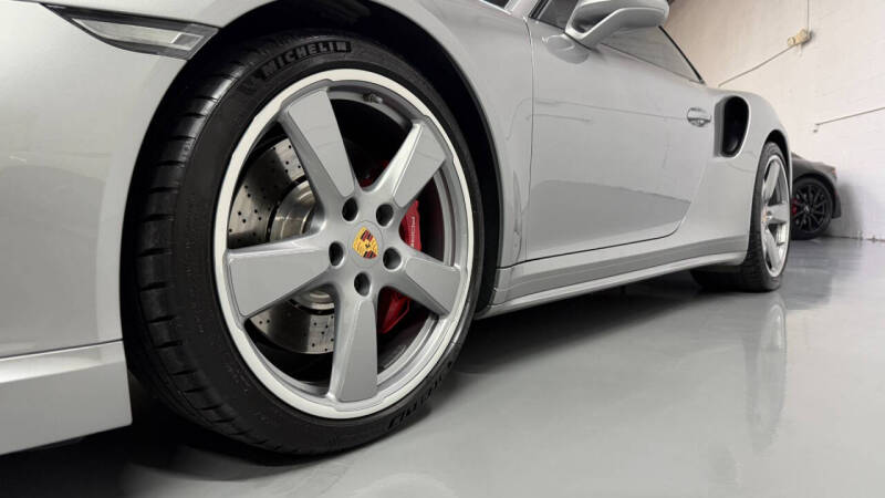 2017 Porsche 911 Turbo