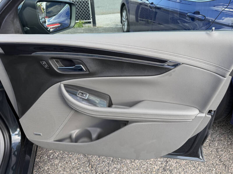 2018 Chevrolet Impala LT