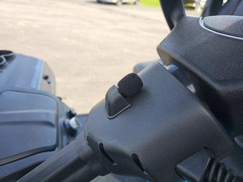 2025 Evolution Maverick 2 + 2