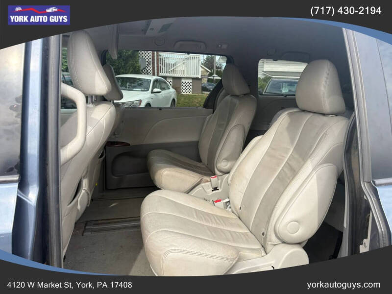 2013 Toyota Sienna