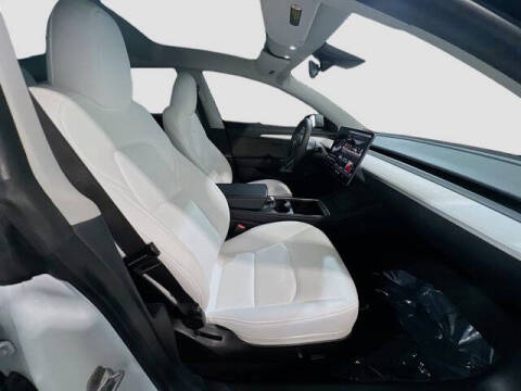 2023 Tesla Model 3 Performance