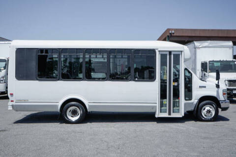 2013 Ford E-Series E-450 SD