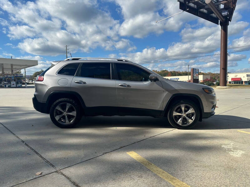 2019 Jeep Cherokee Limited photo 27