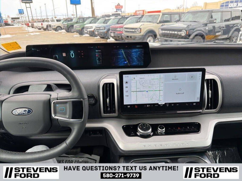 2025 Ford Expedition Active