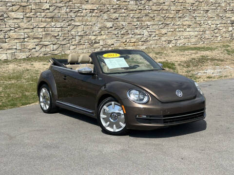 2013 Volkswagen Beetle Convertible for sale at Car Hunters LLC in Mount Juliet TN