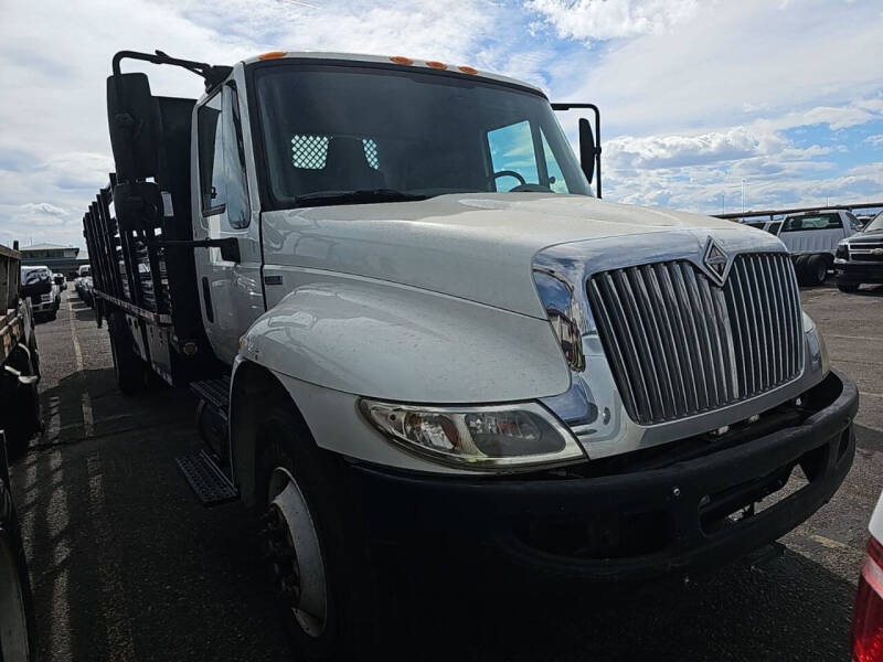 2008 International DuraStar 4000-Series Flatbed