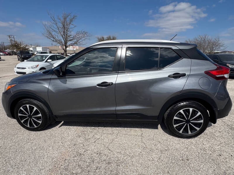 2018 Nissan Kicks S