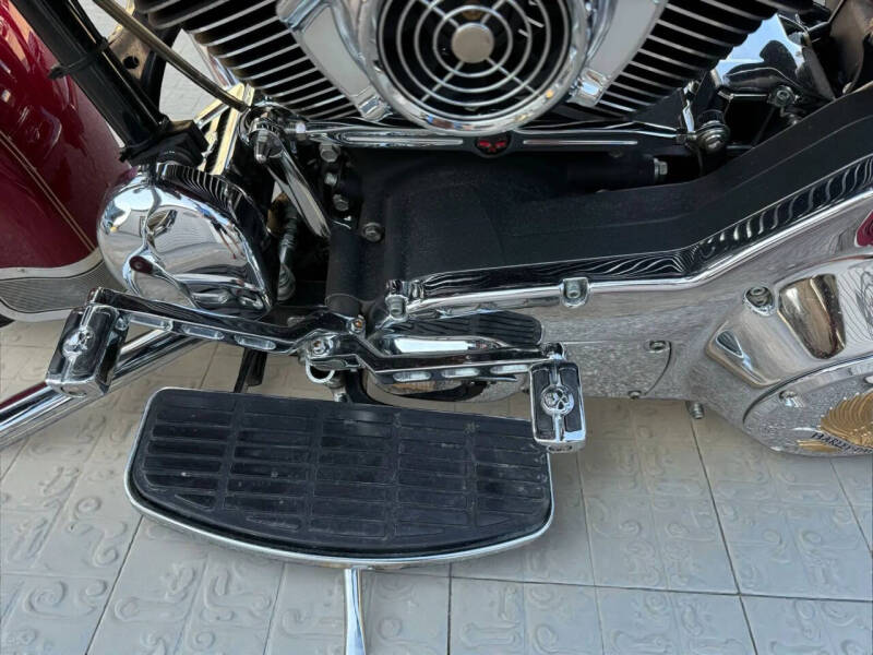 2004 Harley-Davidson FLHTCI Electra Glide Classic