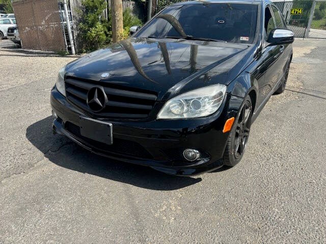 2008 Mercedes-Benz C-Class C350 Sport photo 2